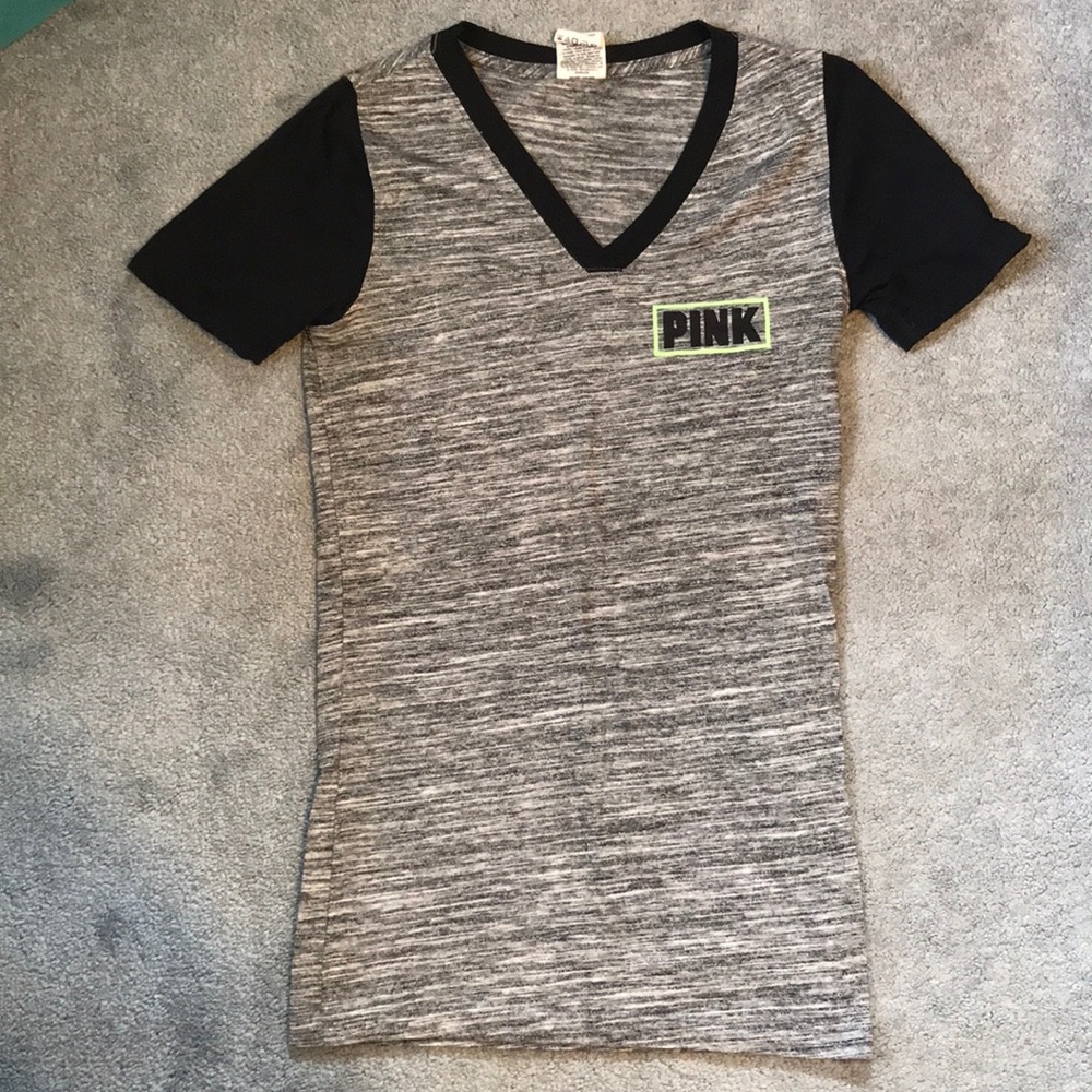 PINK v-neck tshirt